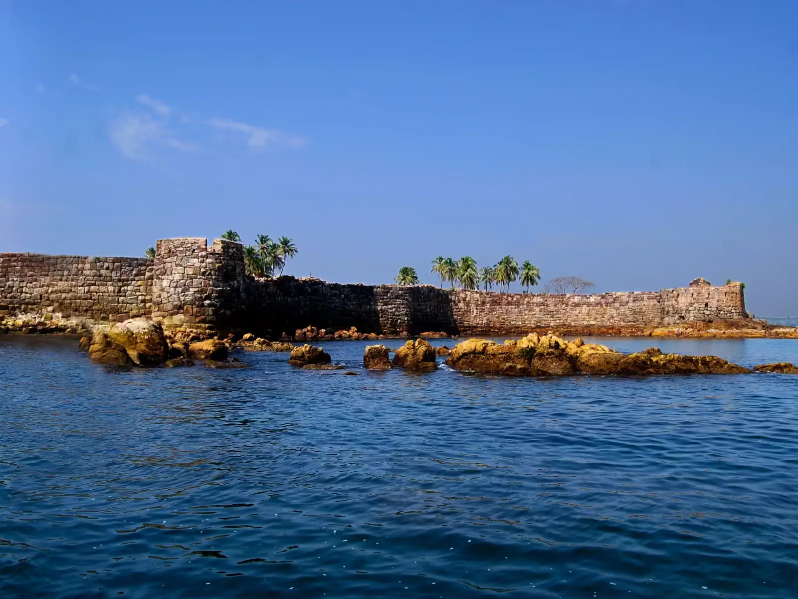 Sindhudurg Fort – History, Location, Best Time to Visit, Nearby Places