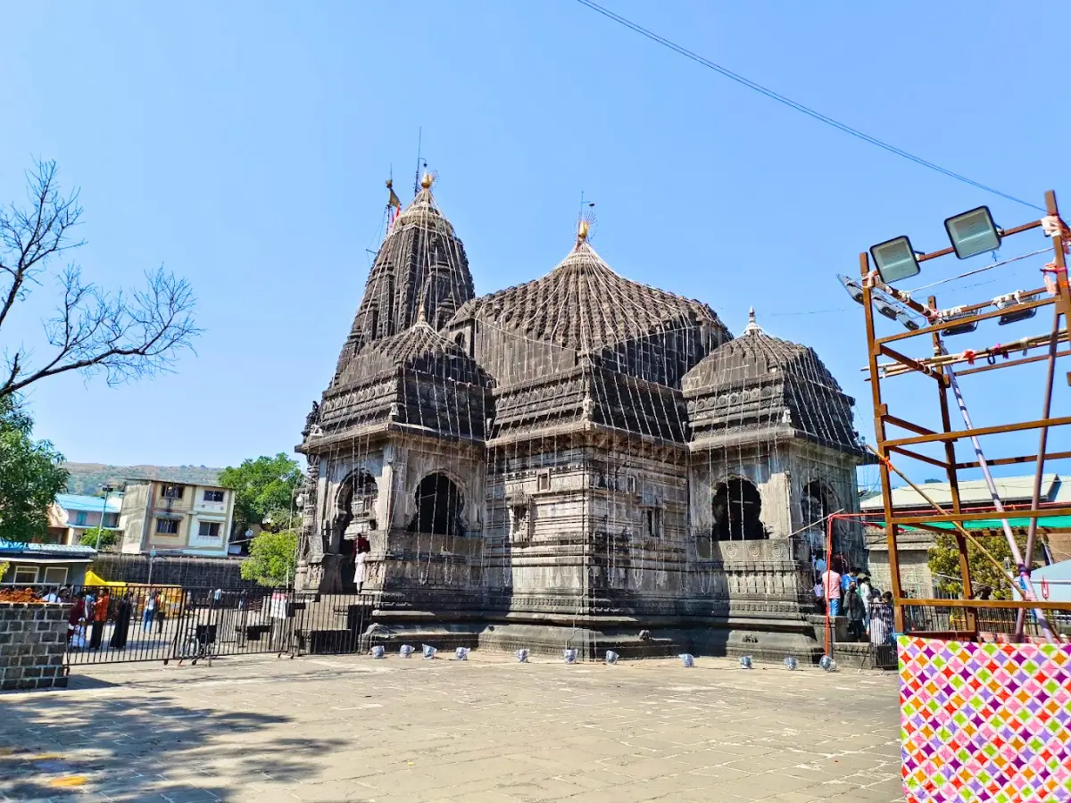 Trimbakeshwar Temple Trek Maharashtra